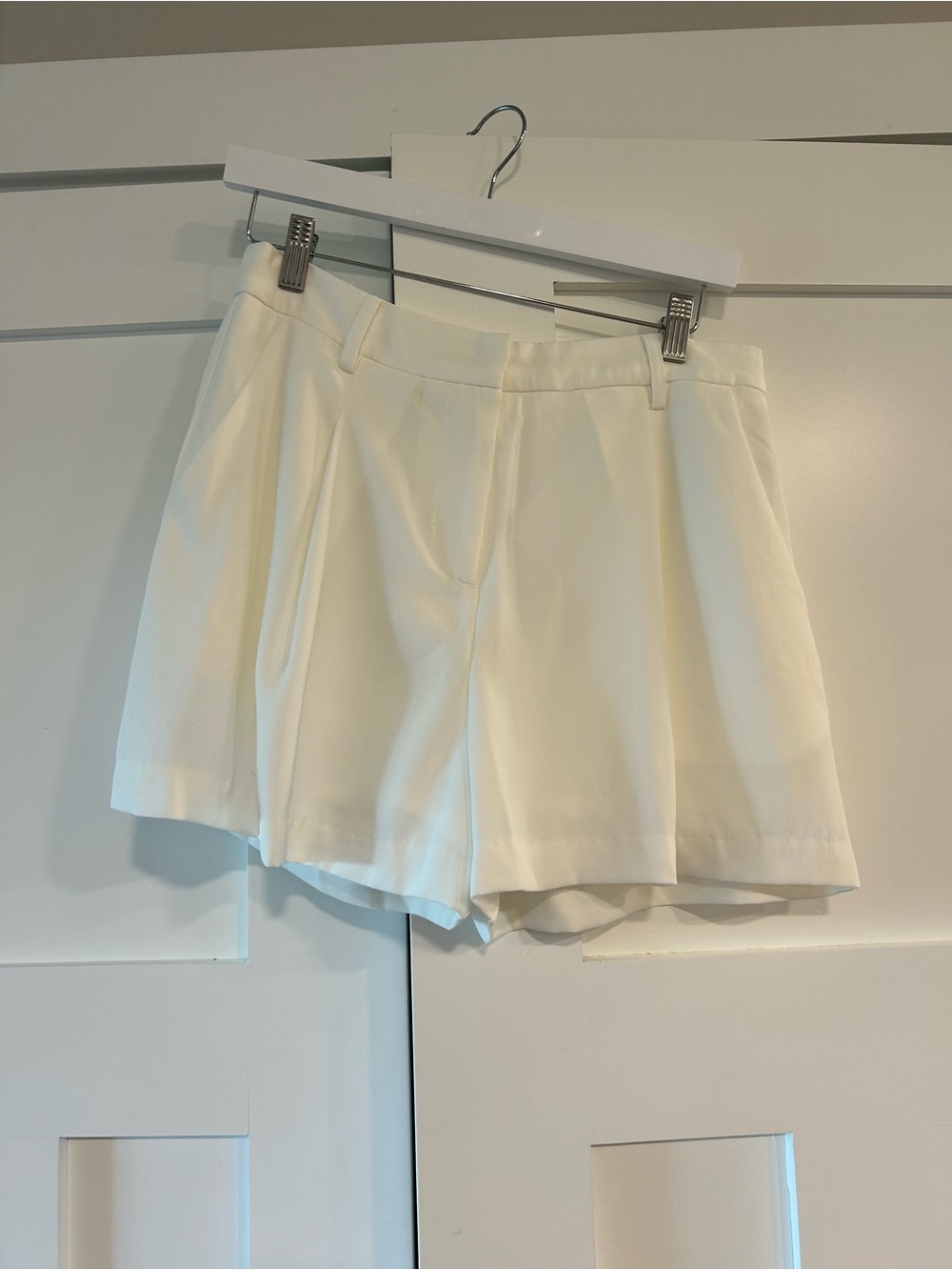 White Pleated Tailored Shorts NWT